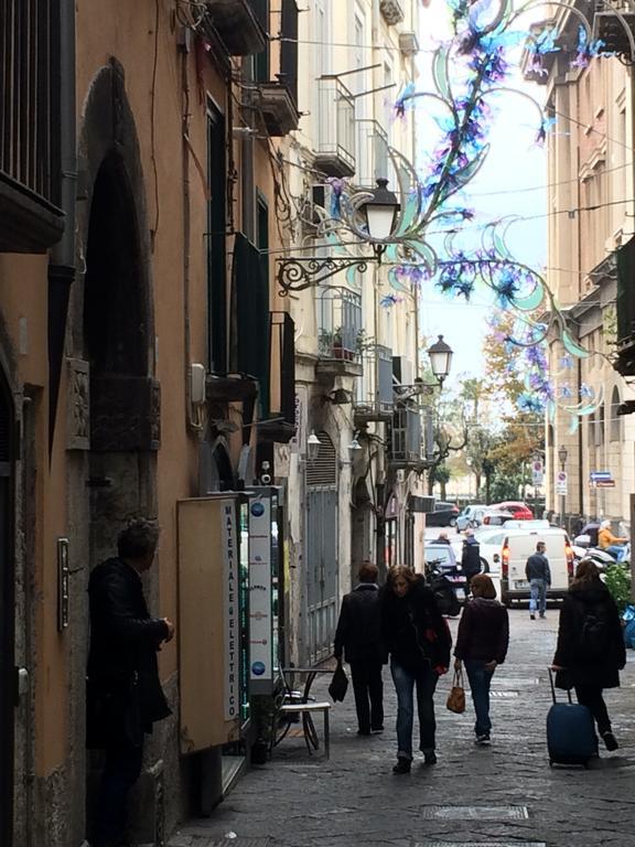 Ferienwohnung Antico Vicolo Salerno Exterior foto
